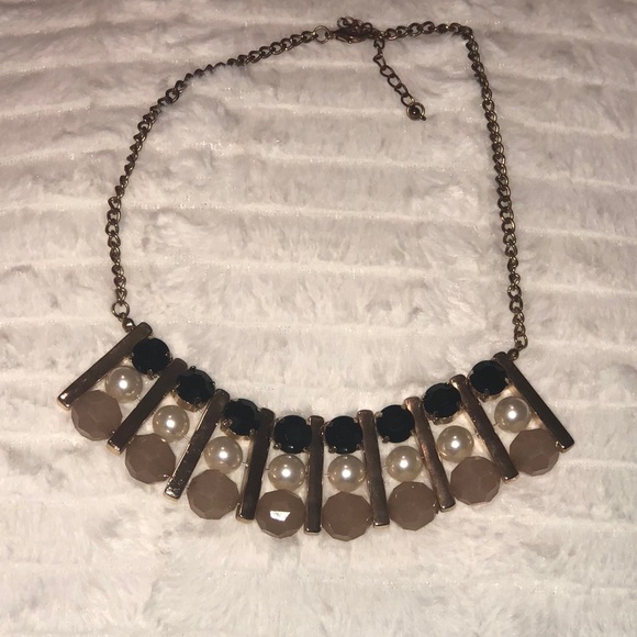 Statement necklace - Picture 2 of 5